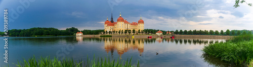 Barock Schloss Moritzburg bei Dresden in Sachsen