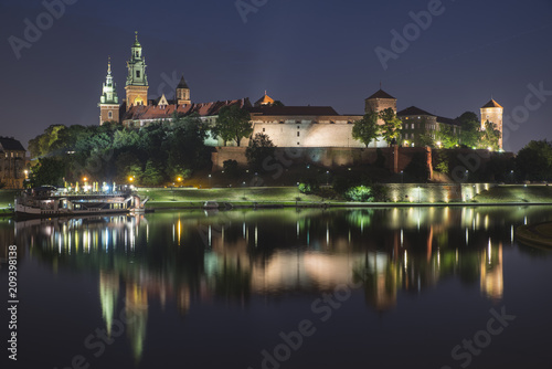 Kraków nocą - Wawel Wisła