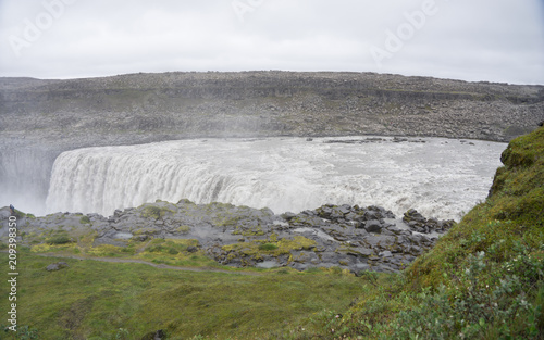 Wasserfall Dettifoss - Landschaft im Nord-Osten Islands