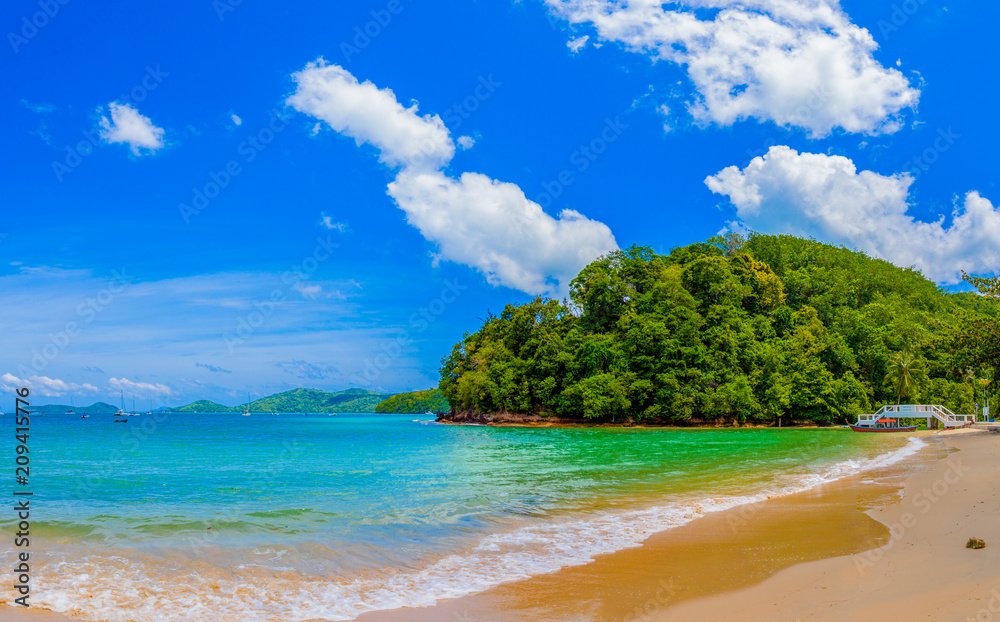 a small beach at Ao Yon. There are actually two Ao Yons lying south of Cape Panwa and they are separated by a rocky headland. Ao Yon junior is home to a large shrimp farm a small beach at Ao Yon. There are actually two Ao Yons lying south of Cape Panwa and they are separated by a rocky headland. Ao Yon junior is home to a large shrimp farm