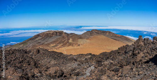 Foto Pico Viejo crater viewed from Teide hillside