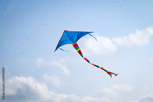 Konstfotografi Lenkdrachen im Wind an der Ostsee