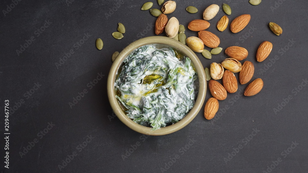humus meze yogurt yoğurt falafel ıspanak tarama acılı ezme spicy humus meze yogurt yoğurt falafel ıspanak tarama acılı ezme spicy