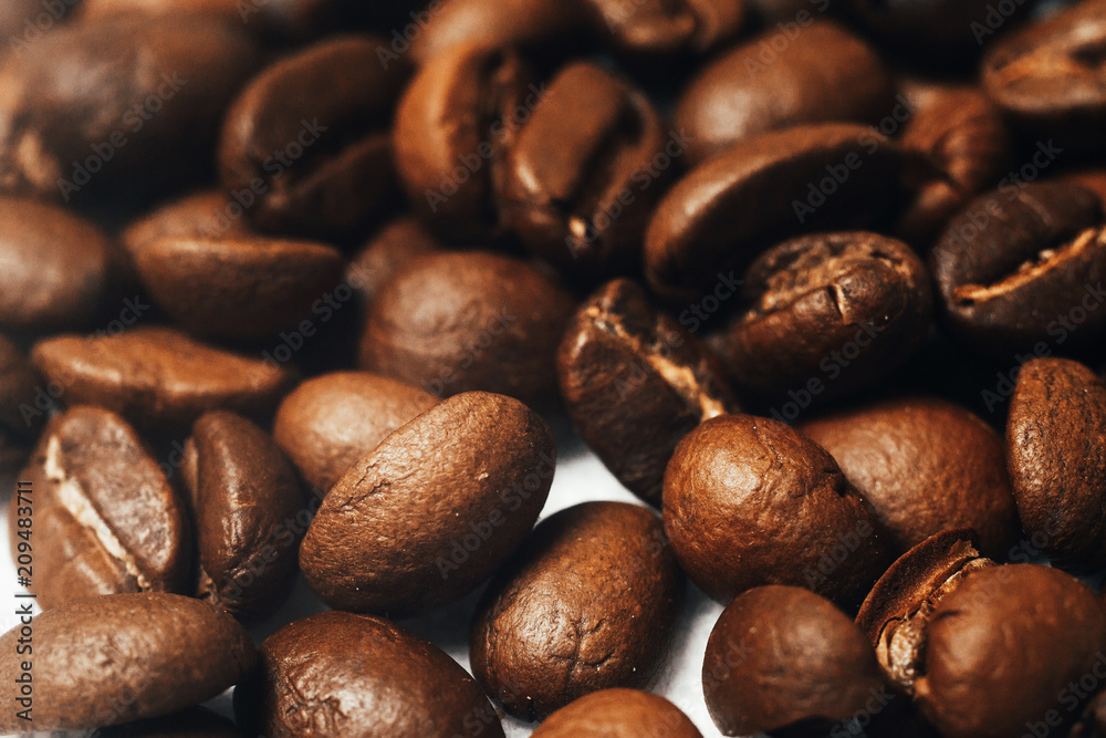 Naklejka premium beans coffee on a white background