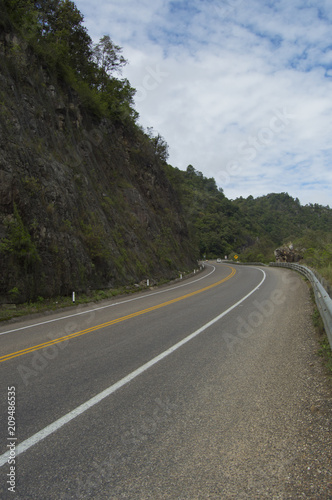 Highway and mountainous landscape © JorgeAlexis