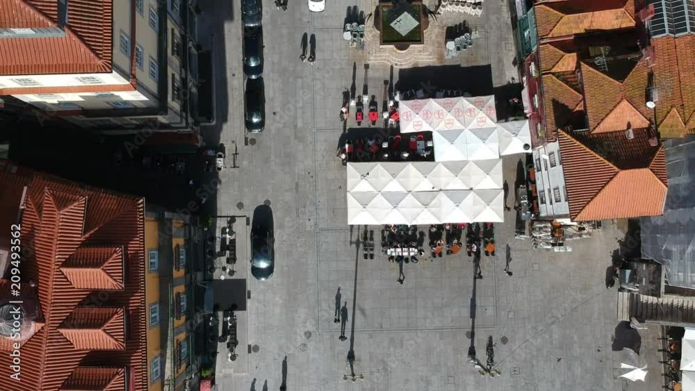Birdseye view of the Praça do Cubo