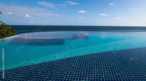 Infinity pool with sea view