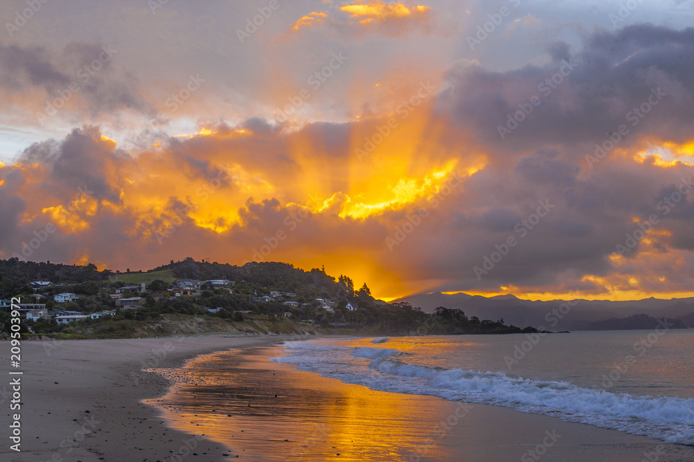 Fototapeta premium Sunset over beach