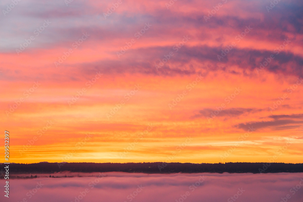 Fototapeta premium Stunning Sunset Marine Fog English Bay Vancouver Canada