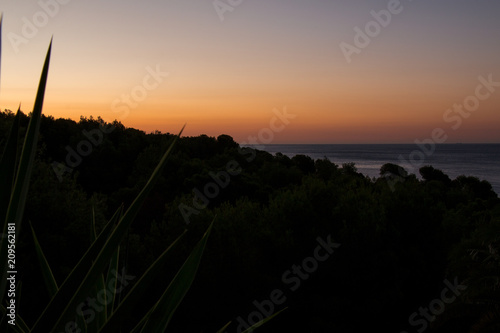 Sonnenaufgang an der Cala Llenya photo