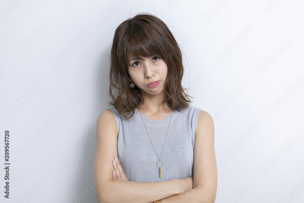 女性