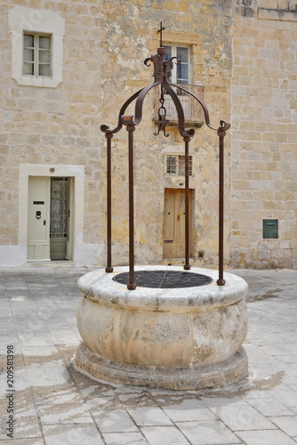 Malta,  7944 © till beck