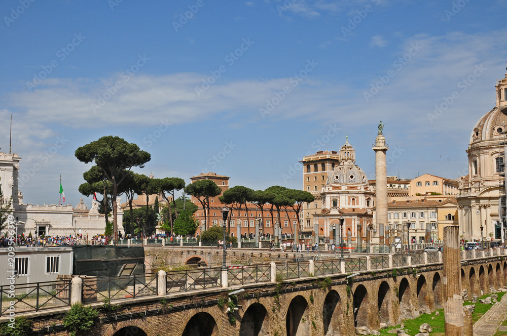 Roma, i Fori  a via del Fori Imperiali