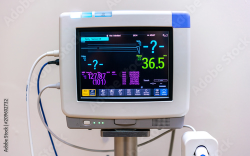 Electrocardiographic (ECG) Monitoring Device