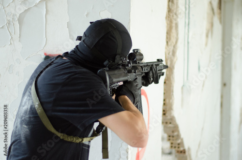 Sniper aim target inside building