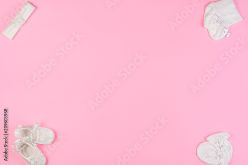 Pink newborn background © lurs