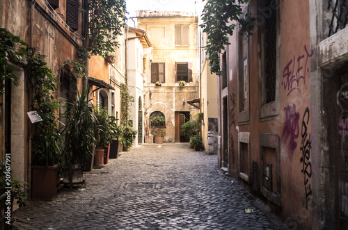 Fototapeta Naklejka Na Ścianę i Meble -  Rome small street 1