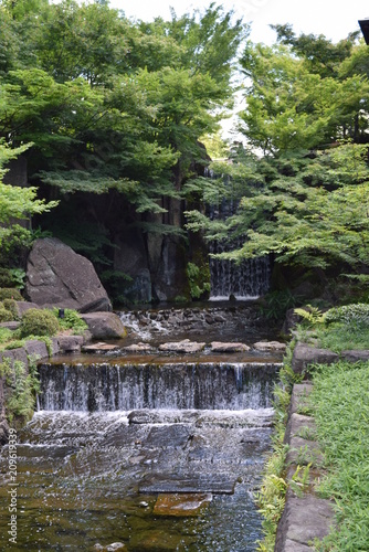 公園の滝