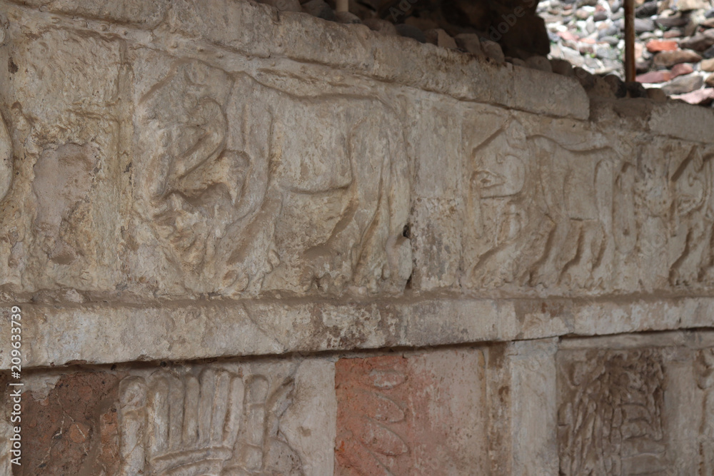 Fototapeta premium Grabados prehispánicos en Tula, Hidalgo
