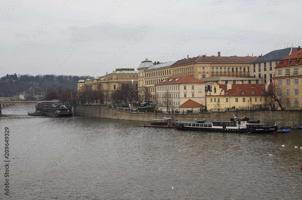 Praga, na moście Karola