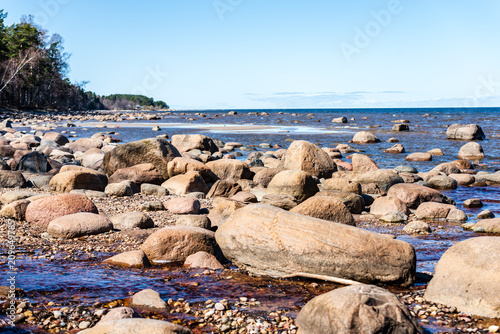 Fototapeta Naklejka Na Ścianę i Meble -  rocky beach in the baltic sea