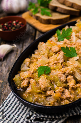 Stewed cabbage with minced meat