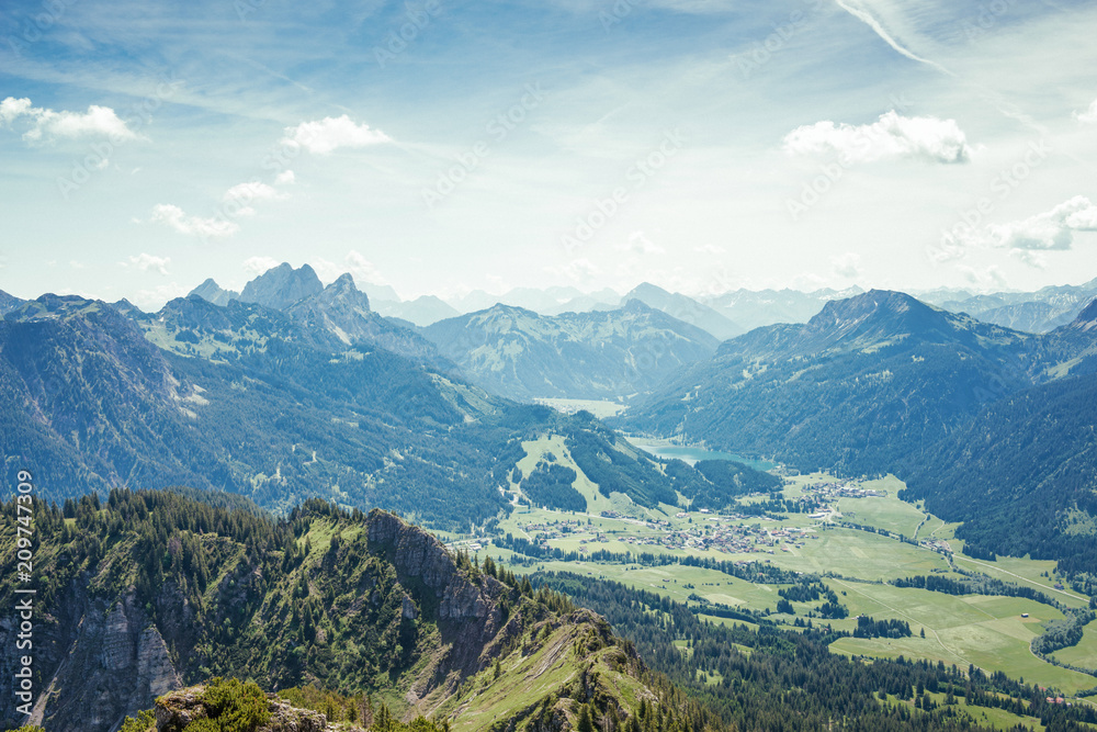 Fototapeta premium Tannheimer Tal in Österreich