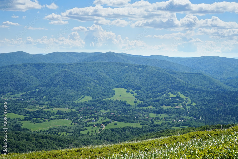 Obraz premium Bieszczady Mountains in Poland