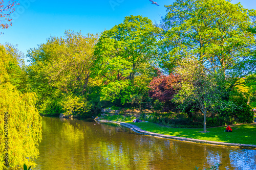 Canvas Print View of a small pond in the Saint Stephen's Green park in Dublin, Ireland