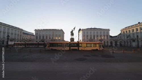 Coucher de soleil, Place Royale à Bruxelles photo