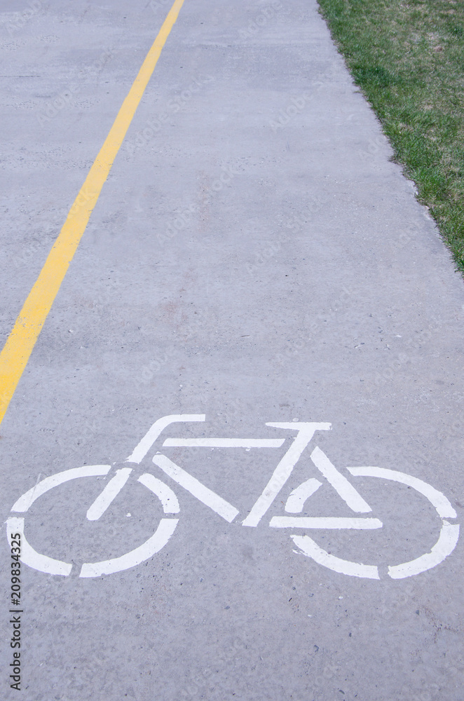 Obraz premium Road markings. Bicycle path Sign