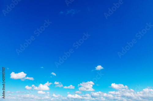Fototapeta Naklejka Na Ścianę i Meble -  Sunny sky with clouds