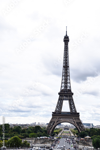 Fototapeta Naklejka Na Ścianę i Meble -  Paris , France -September 2016: Visit Paris at Trocadero