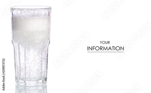 Принти на полотні Glass carbonated water pattern on white background isolation