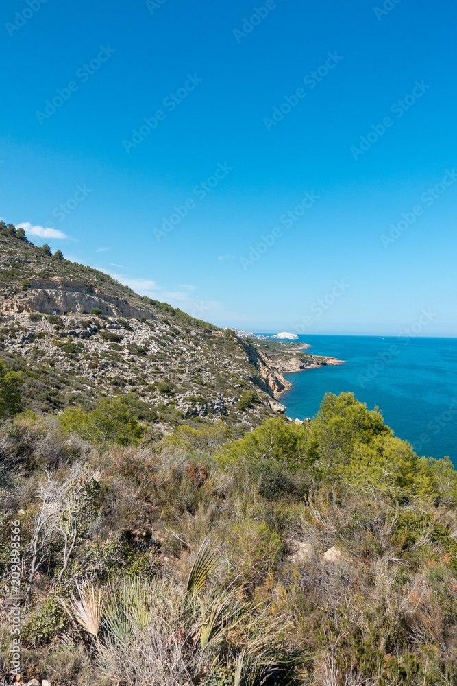 The coast and the mountain in Peñíscola The coast and the mountain in Peñíscola