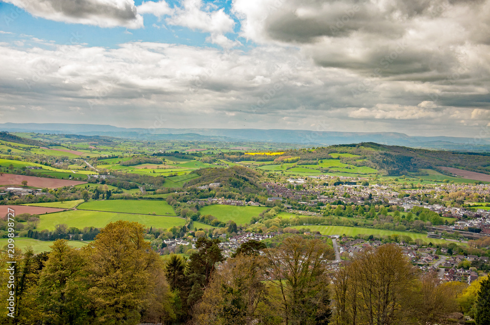 Fototapeta premium Welsh valleys in Monmouthshire, Wales, in the autumn.