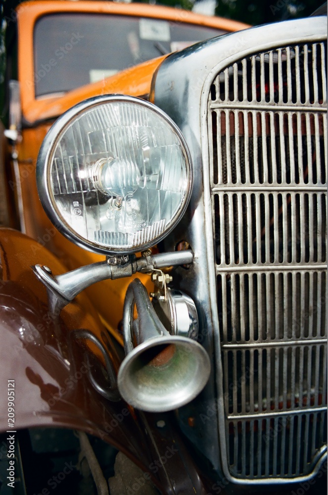 car auto retro old headlight automobile motor drive lamp 