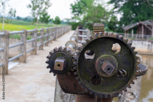 Vintage dented wheel mechanism.