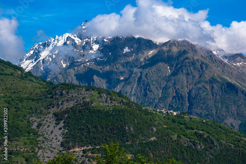 Franz  sischen Alpen bei Valllouis und Puy Saint Vincent