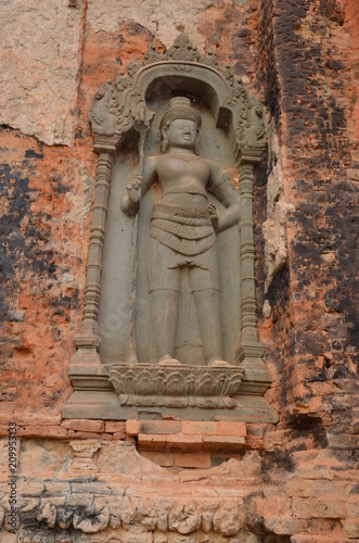 ancient asia angkor cambodia temple stone