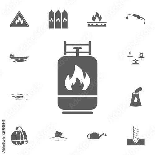 gas cylinder icon. Detailed set of Oil icons. Premium quality graphic design sign. One of the collection icons for websites, web design, mobile app