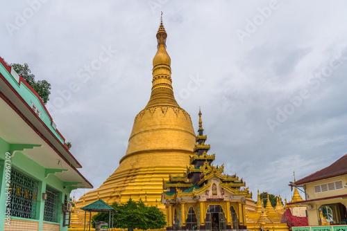 shwemordor pagoda in Myanmar 