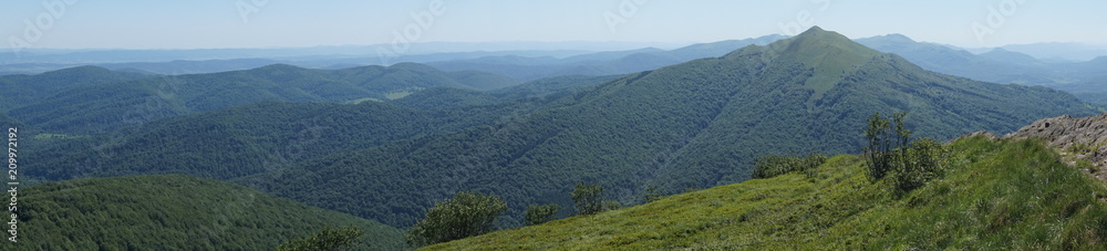 Fototapeta premium Bieszczady mountains, Poloniny mountains - panorama