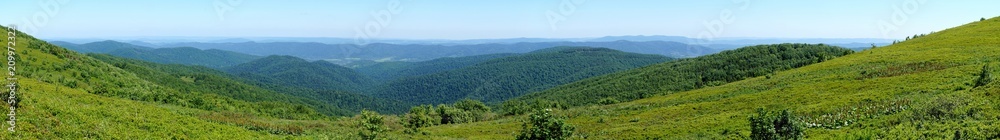 Fototapeta premium Bieszczady mountains, Poloniny mountains - panorama