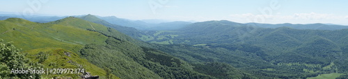 Fototapeta Naklejka Na Ścianę i Meble -  Bieszczady mountains, Poloniny mountains - panorama