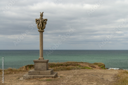 Calvaire de bellangenêt - Clohars Carnoet, Brittany, France photo
