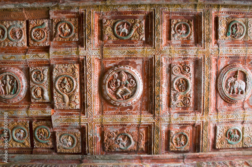 Sulptures and carvings on the ceiling, Nataraja mandapa, Airavatesvara Temple complex, Darasuram, Tamil Nadu photo