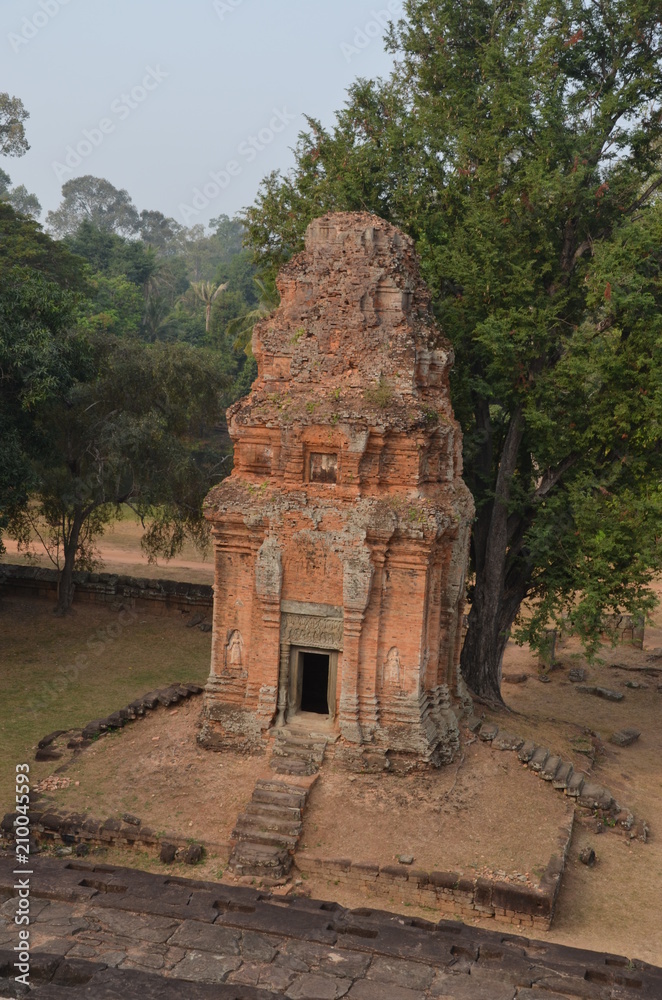angkor ancient temple cambodia 