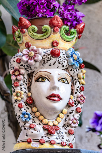Fototapeta Naklejka Na Ścianę i Meble -  Keramik Dekoration in Taormina