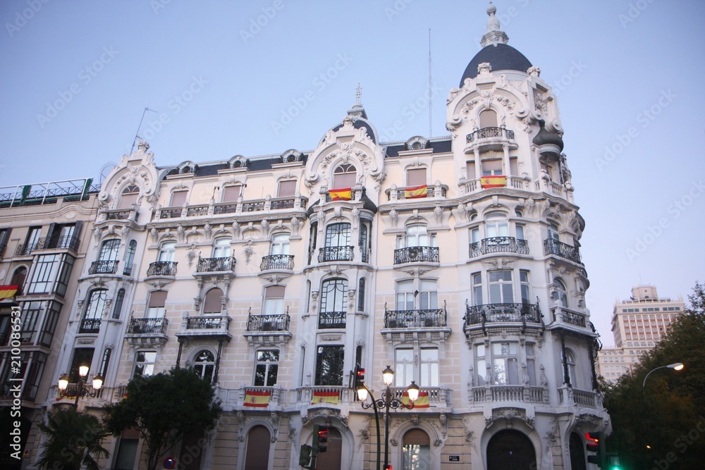 Madrid, immeuble années folles sur la place d'Espagne